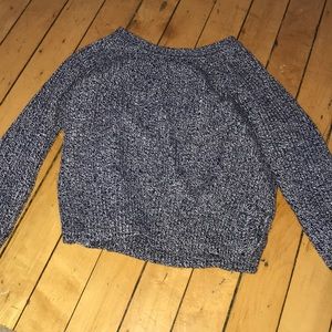 Gap sweater